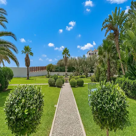 Villa Drita-beachfront With Private Pool *