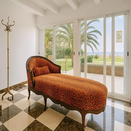 Villa Drita-beachfront With Private Pool *