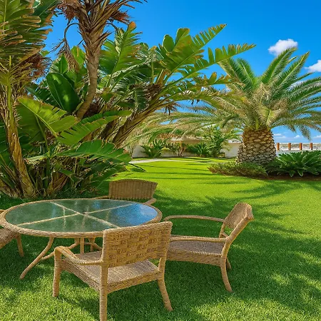 Drita-beachfront With Private Pool * Estepona
